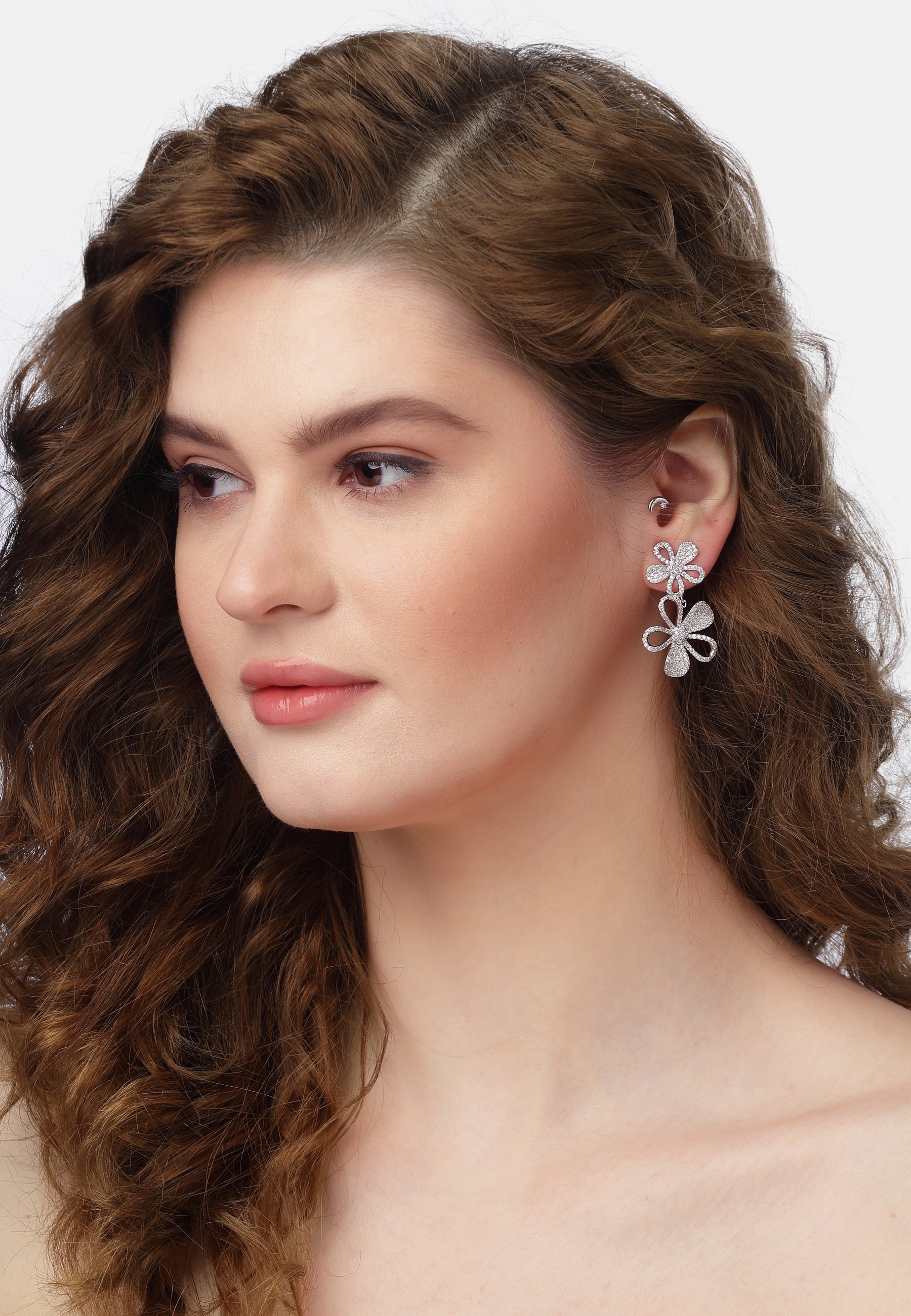 Boucles d'oreilles pendantes doubles fleurs